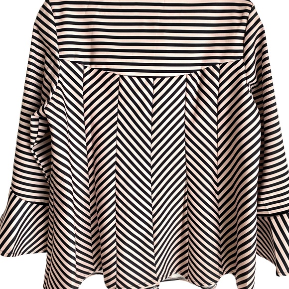 NWT FHQ Collection Tan Black Striped  Ruffled Bell Sleeves Button Down Jacket - Picture 4 of 5